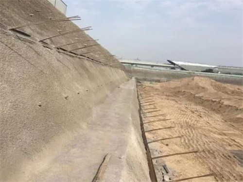 石嘴山河道边坡加固